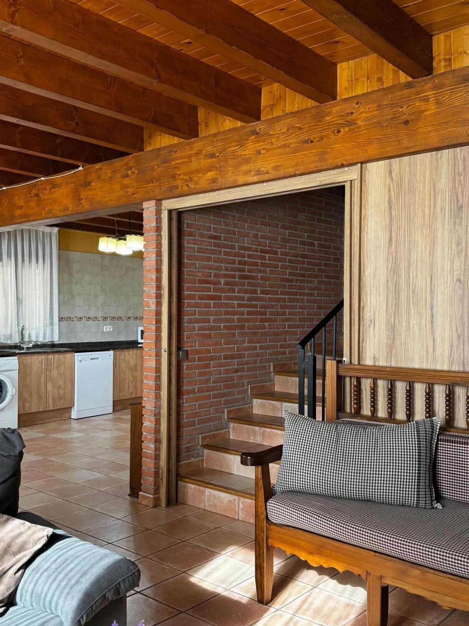Spacious House In Ogassa With Terrace And Bbq Экстерьер фото